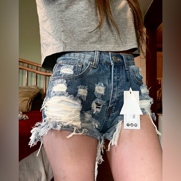 Boohoo Pants - High Rise Distressed Shorts